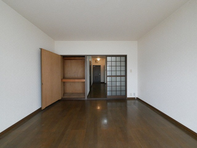 プレミール21の居間・リビング