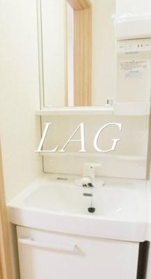 【洗面所】 | アイリス川崎 | 独立洗面台です。