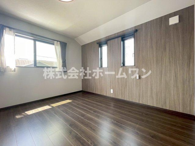 西多摩郡瑞穂町長岡　新築戸建の洋室|落ち着いた色調の洋室です