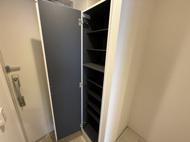 リブリ・ボヌール城南の収納