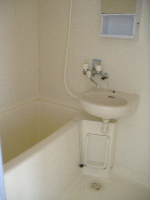 徳田第一アパートの浴室