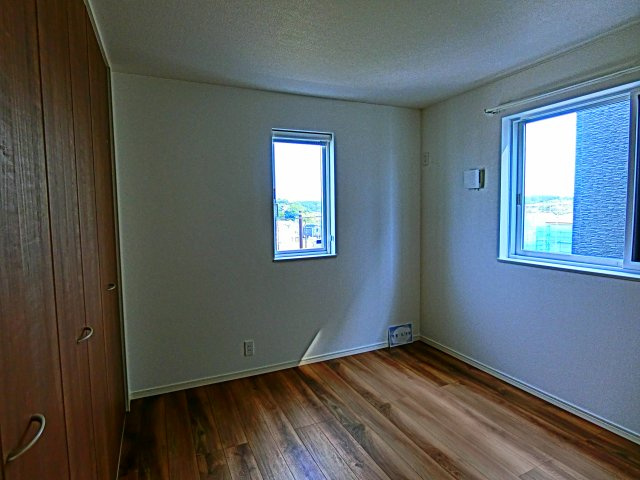 スカイタウン土気105号棟の洋室