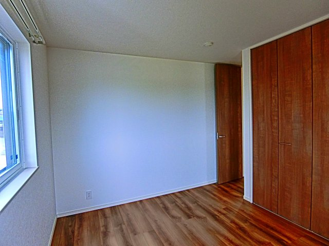 スカイタウン土気105号棟の洋室