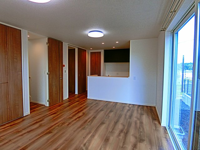 スカイタウン土気105号棟の居間・リビング