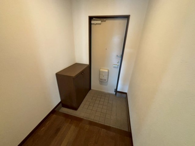 【玄関】 | サンパレス