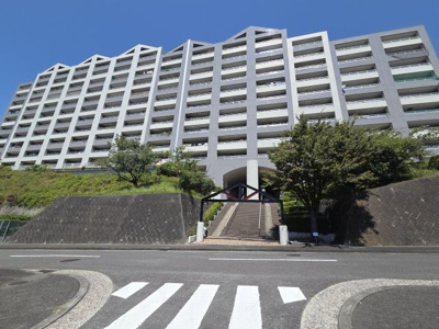 【外観】 | 〈コモンシティ湘南衣笠サウス・リッジ〉最上階！陽当り良好！