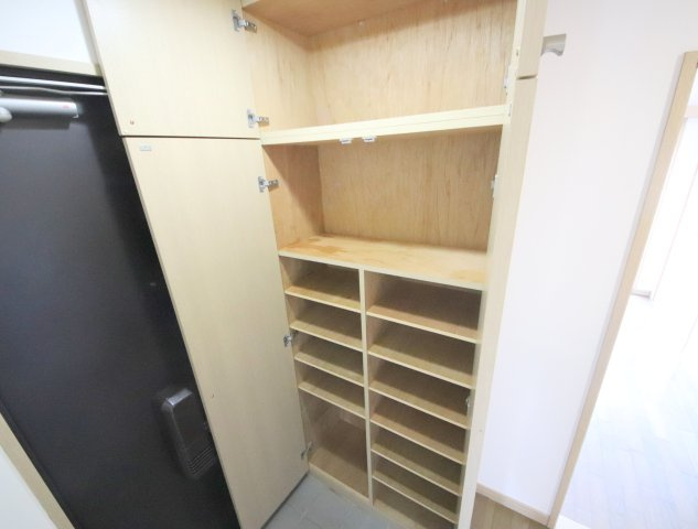 ヒルクレストあやめ池の収納