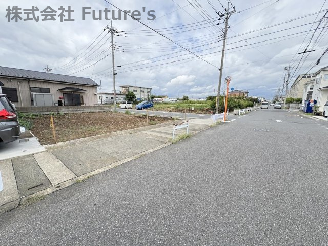 三郷市鷹野3丁目　新築戸建　全1棟の前面道路含む現地写真|前面道路含む現地写真です。