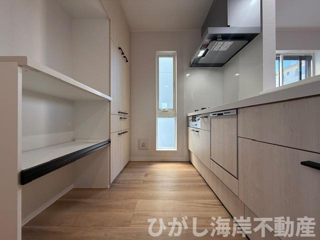 平塚市龍城ヶ丘　新築戸建　全３棟のキッチン|キッチンスペース