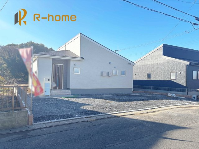 第1下妻市鎌庭　新築戸建て　2号棟の外観|ご予約を頂ければ、『平日』はもちろん『早朝』や『夜間』もご見学可能です♪お気軽にお申し付けください♪