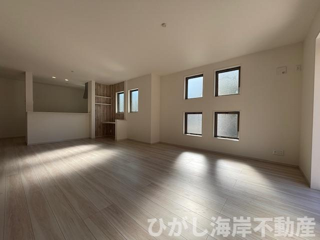 茅ヶ崎市南湖5丁目　新築戸建　全２棟のダイニング|20帖　LDK