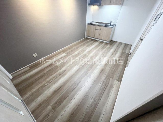 東大阪市稲田本町３丁目のハイツの居間・リビング