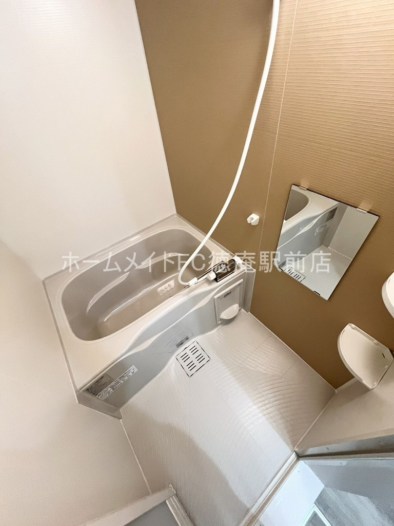 東大阪市稲田本町３丁目のハイツの浴室