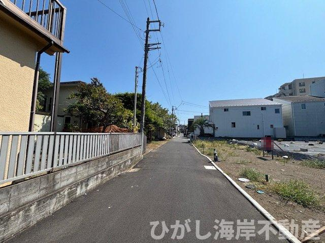 茅ヶ崎市東海岸南3丁目　売地　全5区画の前面道路含む現地写真|現地外観
