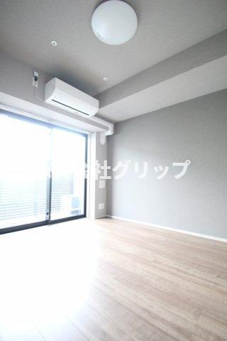 RELUXIA横濱吉野町Ⅲの洋室