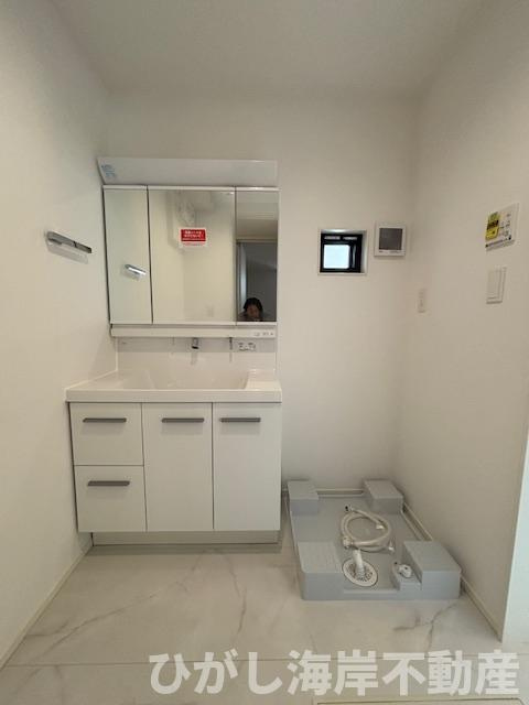 藤沢市鵠沼松が岡４丁目　新築戸建　全４棟の独立洗面台|洗面化粧台