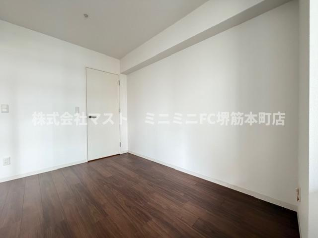 ブリリアント同心の洋室