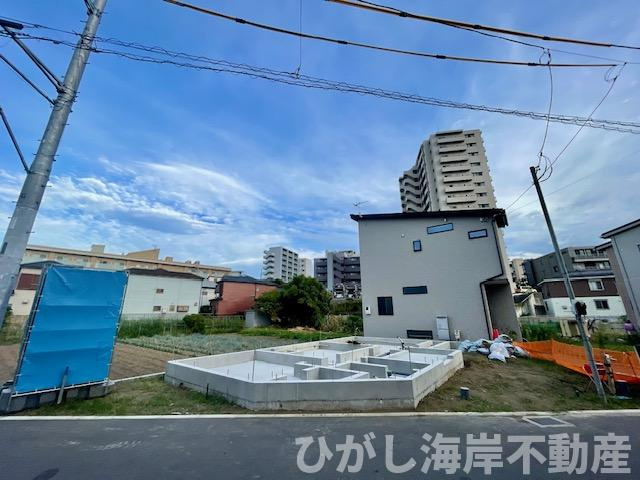 茅ヶ崎市本村4丁目　新築戸建　全２棟の外観|9月2日撮影　建築中　現地外観