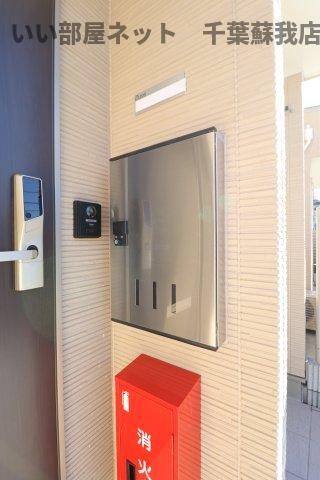 （仮称）千葉市中央区矢作町新築アパートのエントランス|宅配ボックスがあると、自分の時間を有効活用できますね！