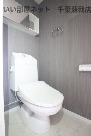 （仮称）千葉市中央区矢作町新築アパートのトイレ|落ち着いたトイレです