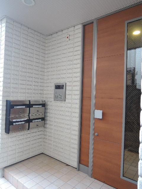 ル・ポール東白楽ＸＶのエントランス|オートロック付