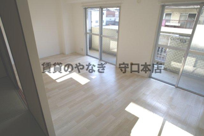 【居間・リビング】 | アイボリッチマンション