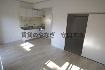 【居間・リビング】 | アイボリッチマンション