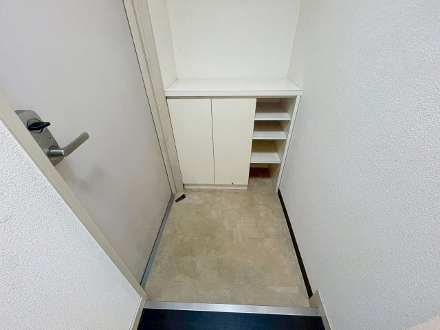 UJビル宝塚の玄関|きれいな玄関です