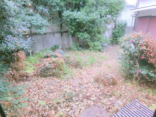 山王戸建3の庭|専用庭