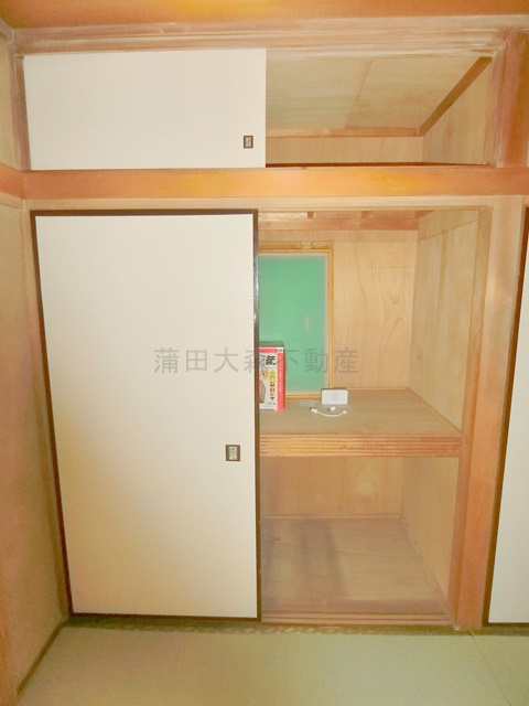 山王戸建3の収納|和室6畳　押し入れ