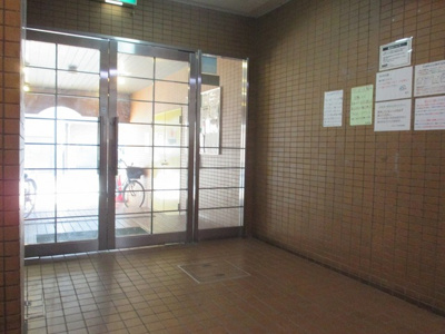 【エントランス】 | センチュリー新大阪 | エントランスロビーです
