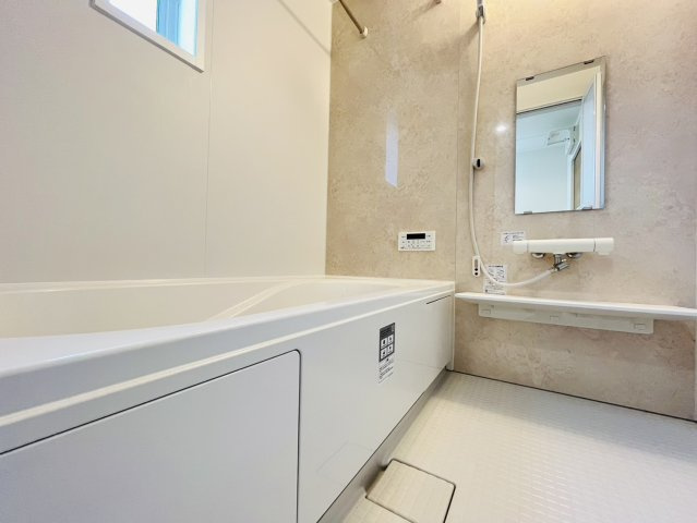 知多市八幡堀切19番1『仲介手数料無料』新築戸建ての浴室