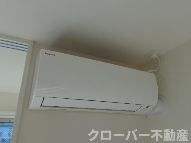 グランリヴィエールⅢの設備|エアコン