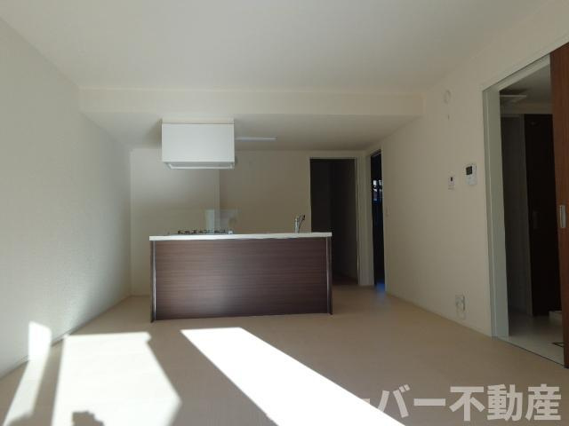 グランリヴィエールⅢの居間・リビング|リビング