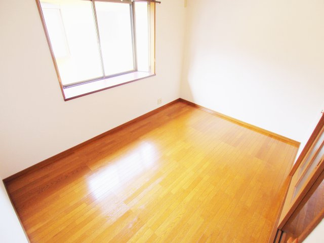 広島市安芸区矢野南５丁目のタウンの洋室