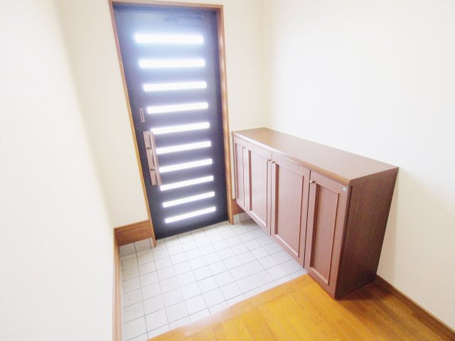 広島市安芸区矢野南５丁目のタウンの玄関
