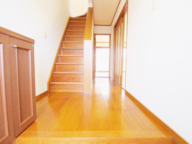 広島市安芸区矢野南５丁目のタウンの玄関