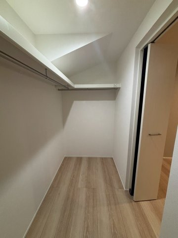 柏崎市安政町のアパートの収納