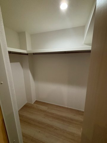 柏崎市安政町のアパートの収納