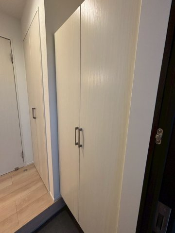 柏崎市安政町のアパートの収納