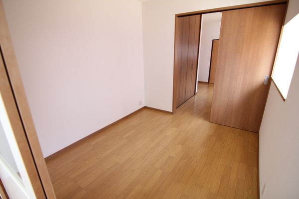 西難波町6丁目テラスの寝室