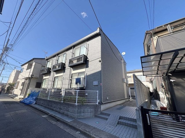 レオパレスラヴィー