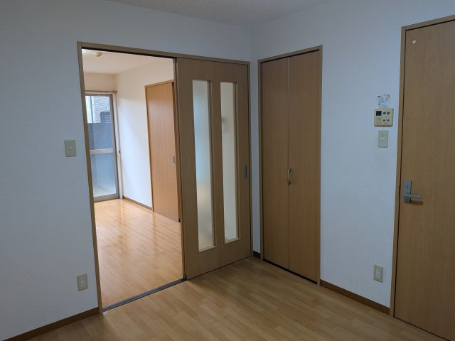 ルネッサンスみやのの居間・リビング