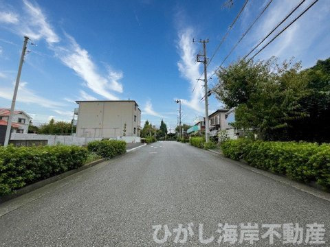 茅ヶ崎市堤　売地　全４区画の前面道路含む現地写真|現地外観