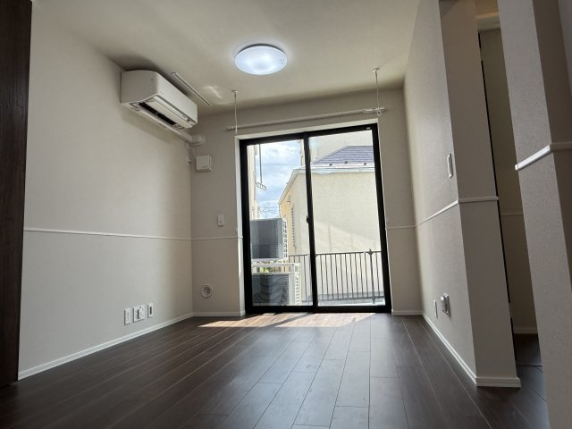 Ｌａ　Ｃｏｌｌｉｎａ新宿中落合の居間・リビング