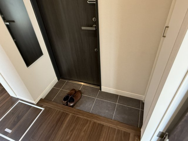 Ｌａ　Ｃｏｌｌｉｎａ新宿中落合の玄関