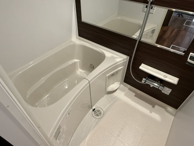 Ｌａ　Ｃｏｌｌｉｎａ新宿中落合の浴室