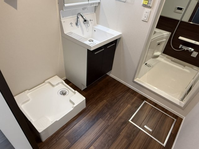 Ｌａ　Ｃｏｌｌｉｎａ新宿中落合の洗面所