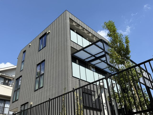 Ｌａ　Ｃｏｌｌｉｎａ新宿中落合