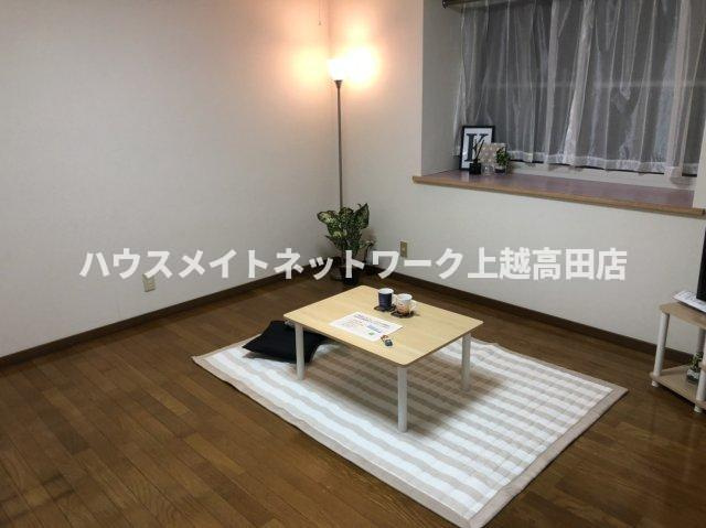 フローラハイツの洋室|洋室（６帖）